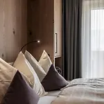 Frau Gans - Pure Mountain Apartment Saalbach-Hinterglemm