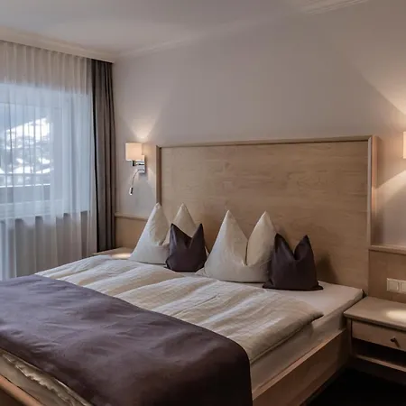 Frau Gans - Pure Mountain * Saalbach-Hinterglemm