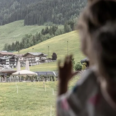 Frau Gans - Pure Mountain * Saalbach-Hinterglemm