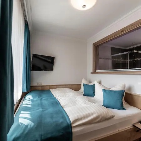 Frau Gans - Pure Mountain Saalbach-Hinterglemm